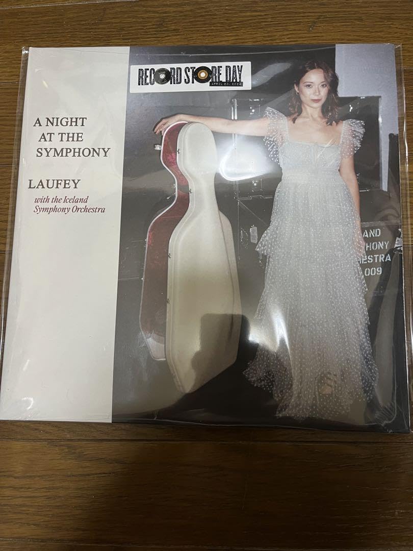 LAUFEY A Night At The Symphony アナログレコード Laufey - A Night At The Symphony: Hollywood Bowl [RSD 2025